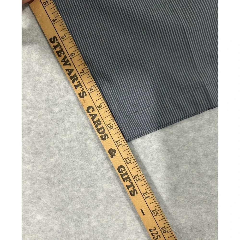 Nike Golf Shorts Men's‎ 30 Chino Grey Striped Performance Standard Fit